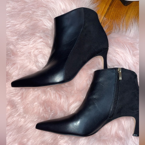Naturalizer Heeled Ankle Boots - Picture 6 of 12